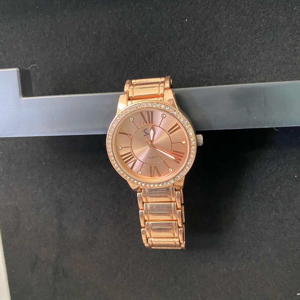 Sadie Rose Gold watch!